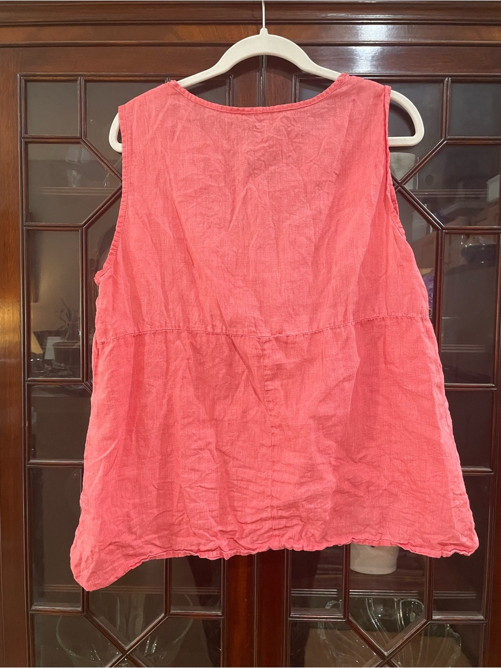 Italian Linen Lace V-Neck Coral Sleeveless Women's Tank Top - Picture 2 of 5